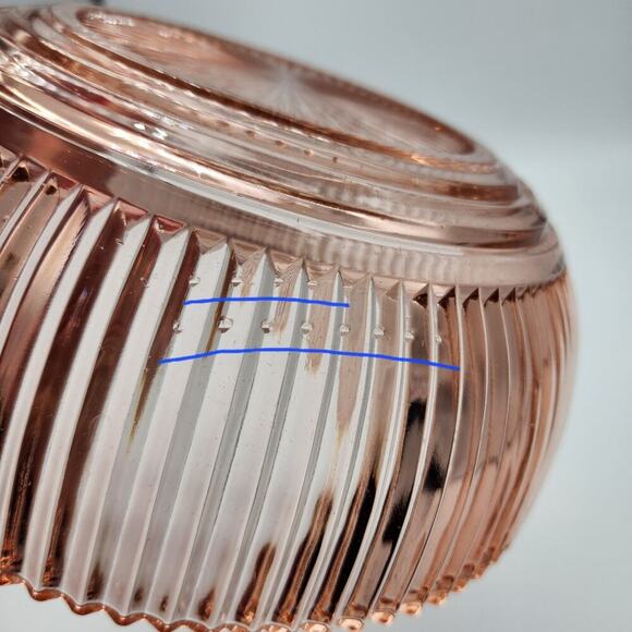 Anchor Hocking Pink Depression Glass Bowl 8.75" Queen Mary Vertical Ribbed VTG - Picture 10 of 11